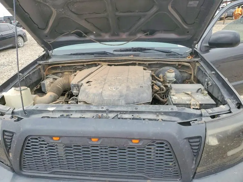 2011 TOYOTA TACOMA PRERUNNER V6  