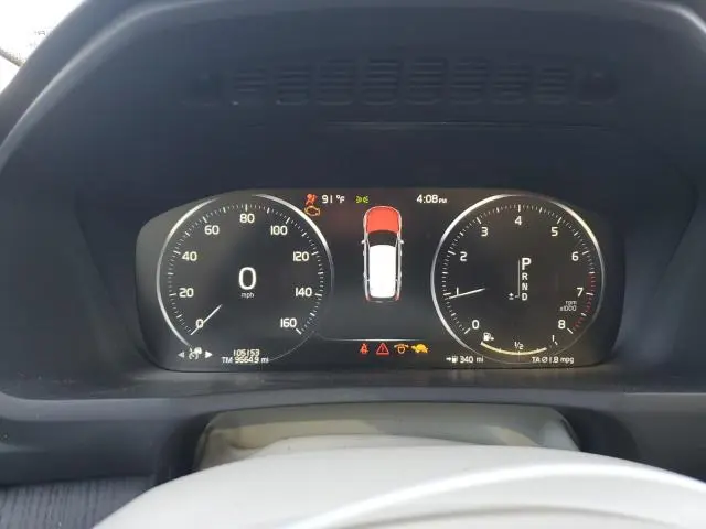 2020 VOLVO XC90 T6 MOMENTUM