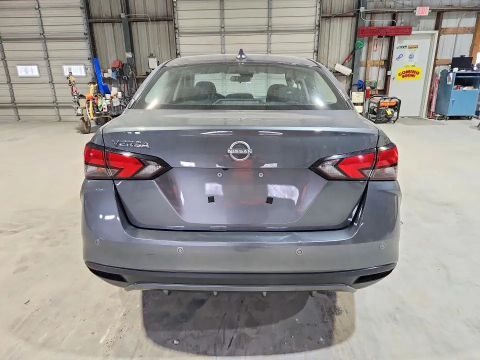 2025 NISSAN VERSA SV  