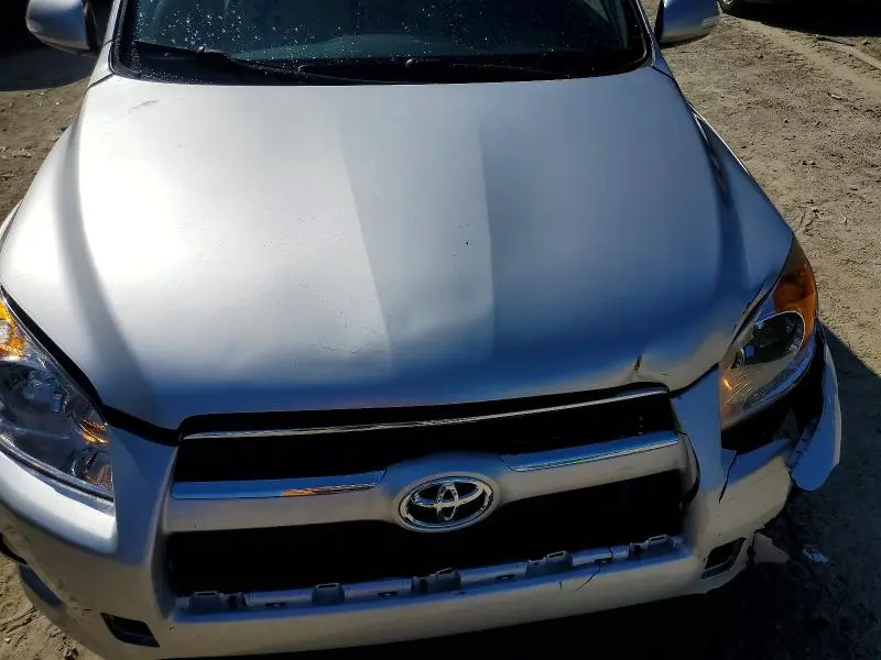 2011 TOYOTA RAV4 LIMITED  
