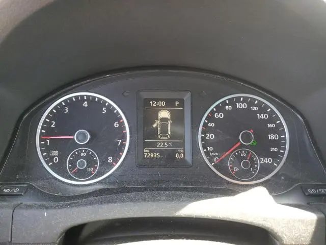 2013 VOLKSWAGEN TIGUAN S  