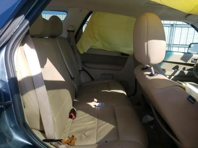 2010 FORD ESCAPE XLT  