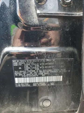 2017 TOYOTA RAV4 LE  