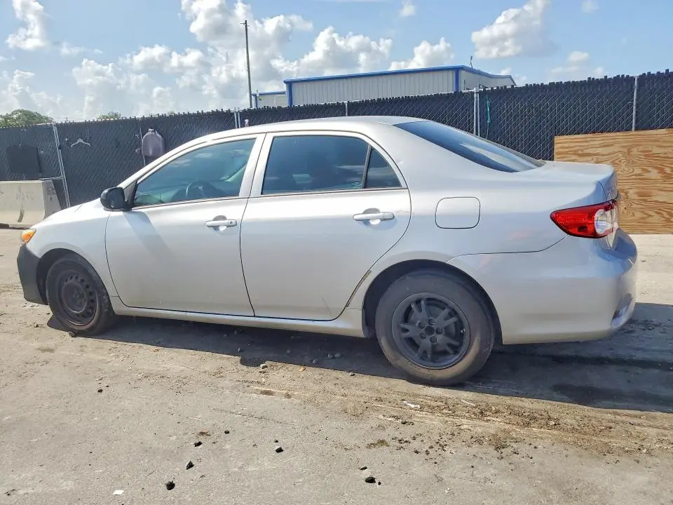 2013 TOYOTA COROLLA L  
