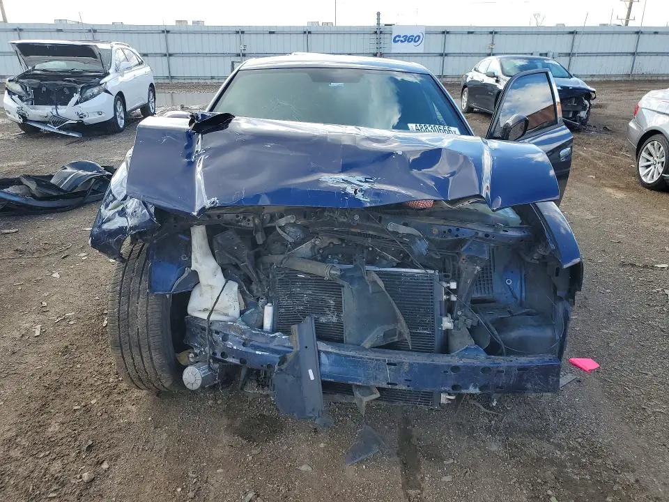 2013 DODGE CHARGER SE  