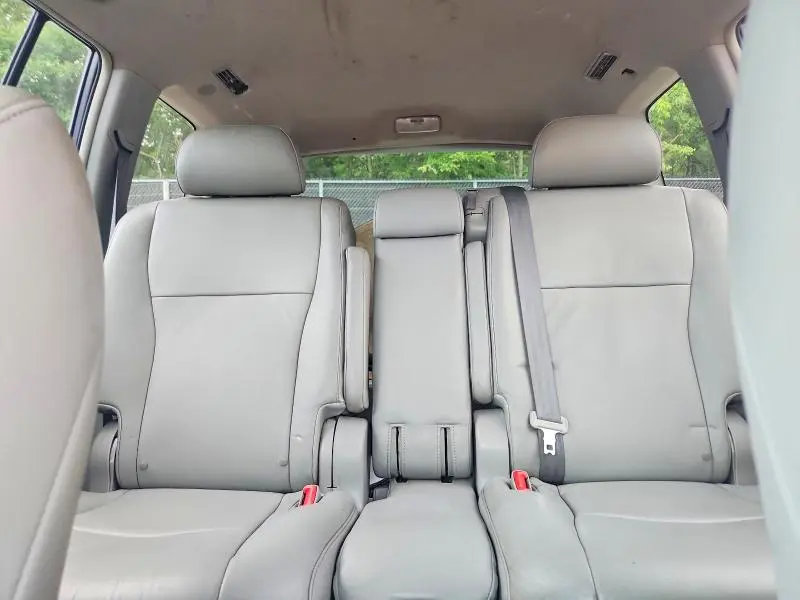 2010 TOYOTA HIGHLANDER LIMITED  