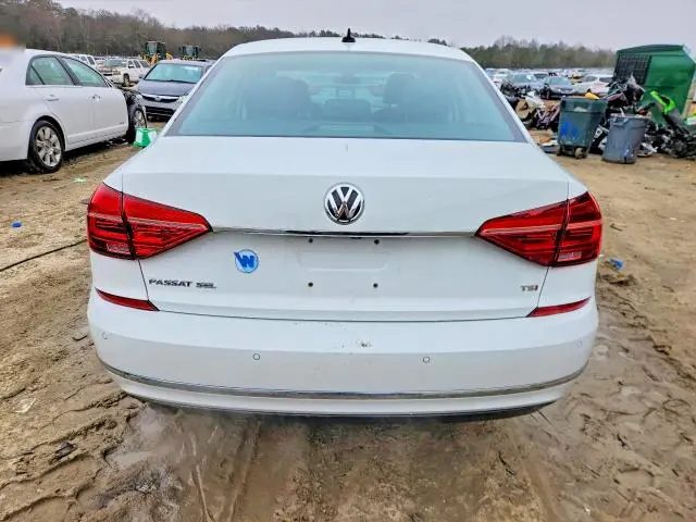 2016 VOLKSWAGEN PASSAT SEL  