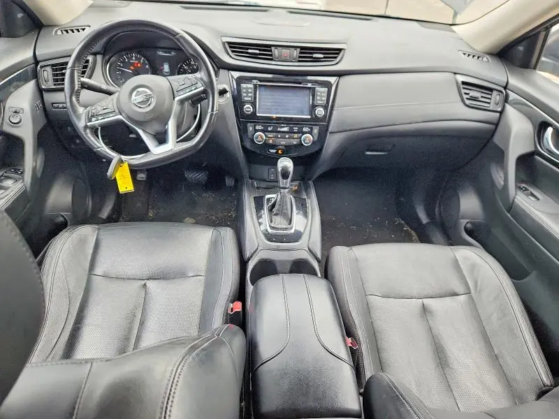 2017 NISSAN ROGUE SL  