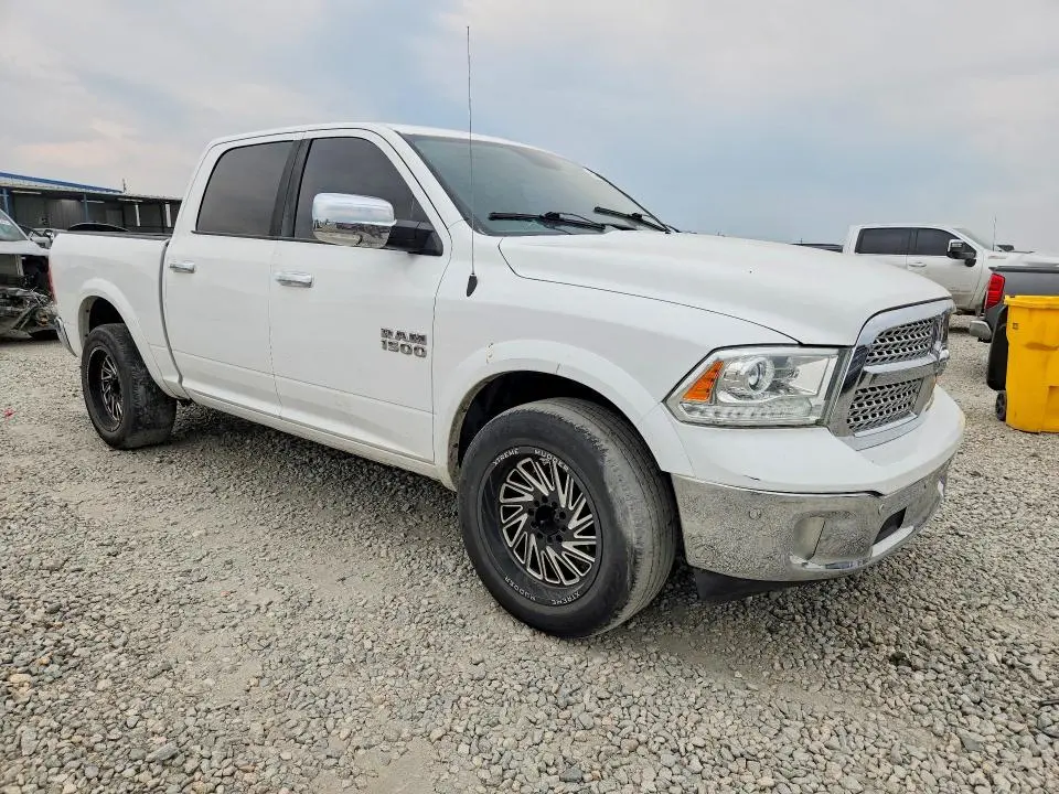 2018 RAM 1500 LARAMIE  