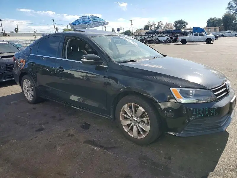 2015 VOLKSWAGEN JETTA SE  