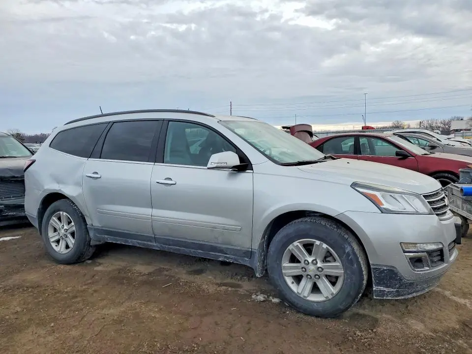 2013 CHEVROLET TRAVERSE LT  