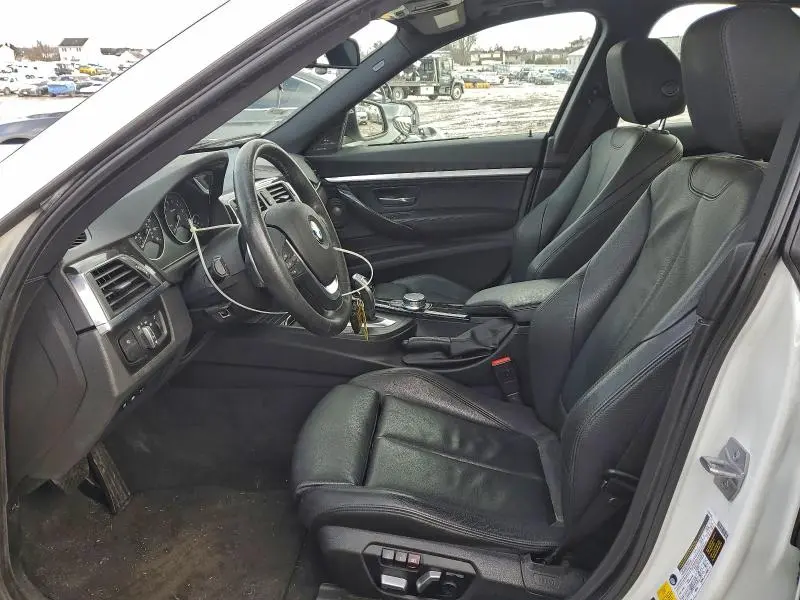 2018 BMW 330 XIGT  