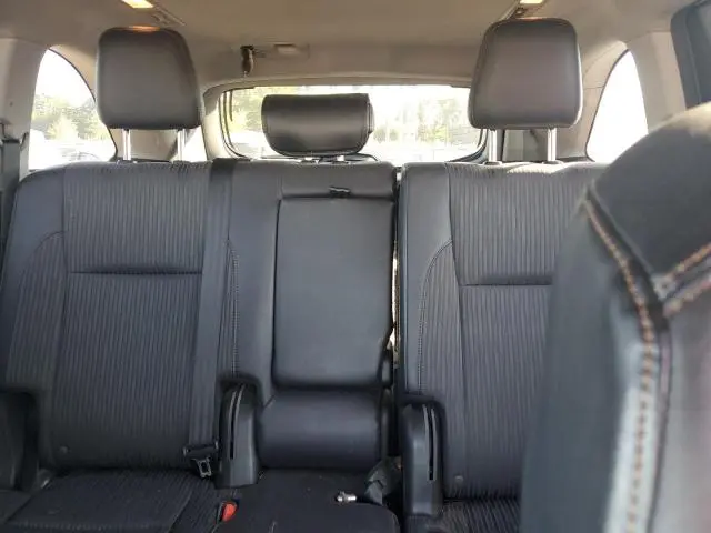 2016 TOYOTA HIGHLANDER LE  