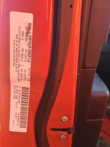 2010 DODGE CHARGER SXT  