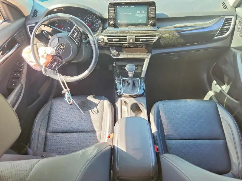 2021 KIA SELTOS EX  