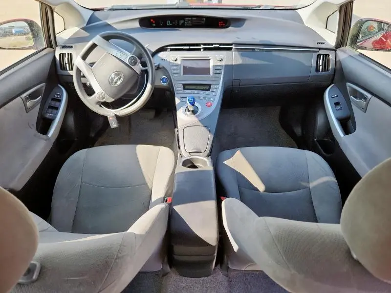 2015 TOYOTA PRIUS   