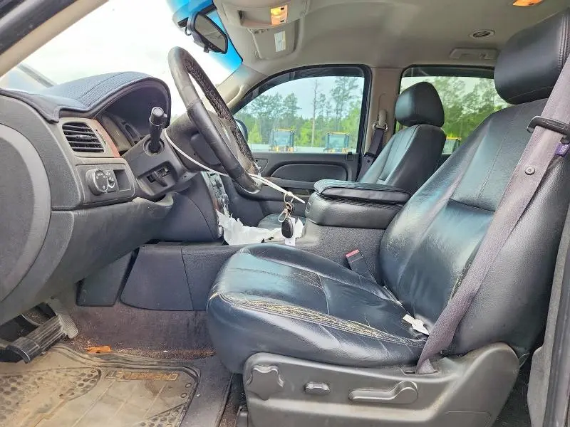 2011 CHEVROLET TAHOE C1500 LS  