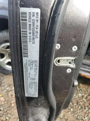 2022 RAM 1500 CLASSIC SLT  