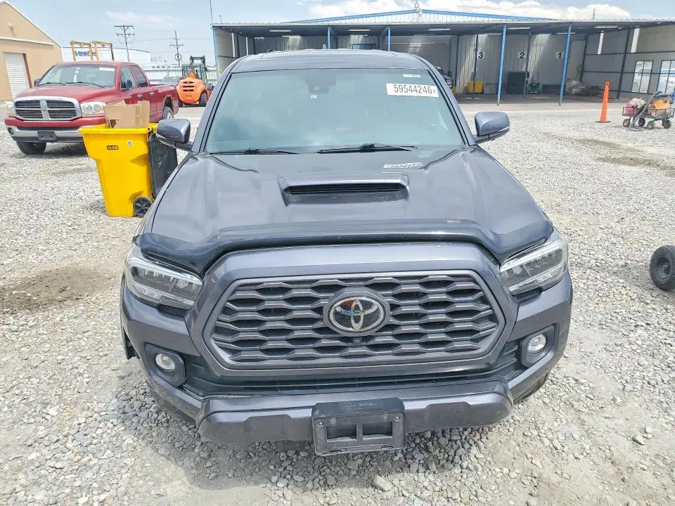 2021 TOYOTA TACOMA TRD SPORT  