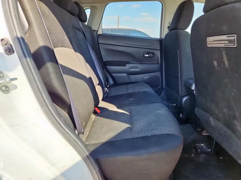 2016 MITSUBISHI OUTLANDER SPORT ES