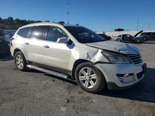 2014 CHEVROLET TRAVERSE LT  