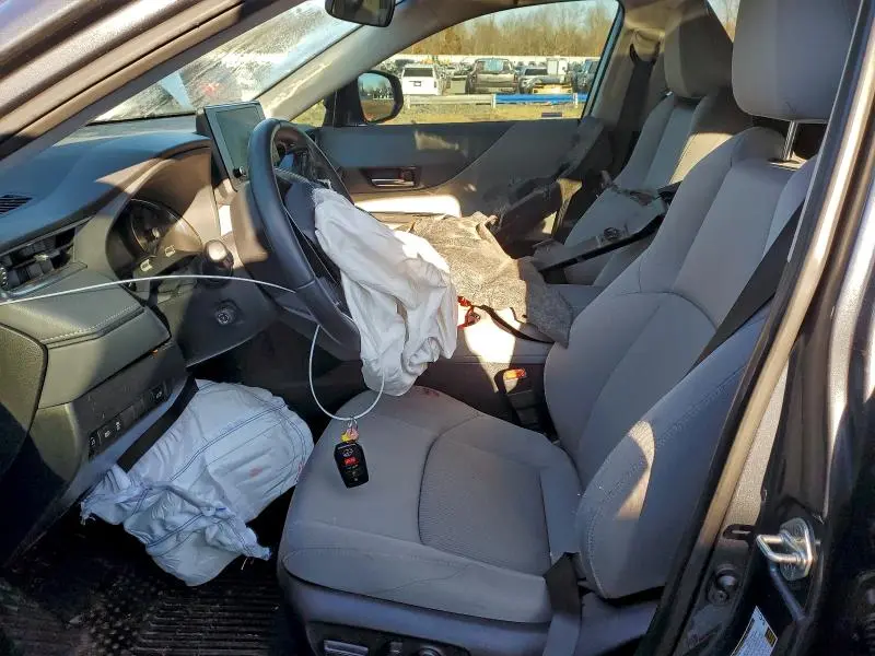 2023 TOYOTA VENZA LE  