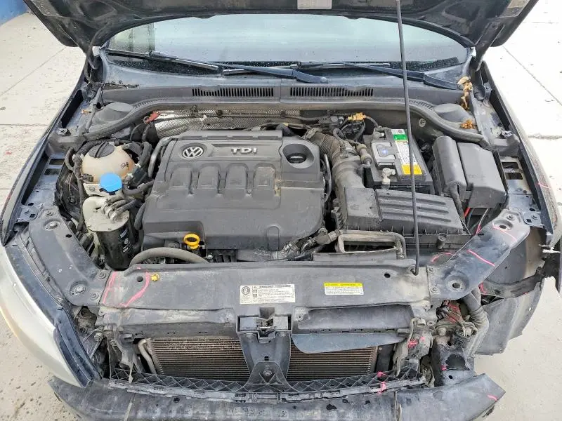 2015 VOLKSWAGEN JETTA TDI  