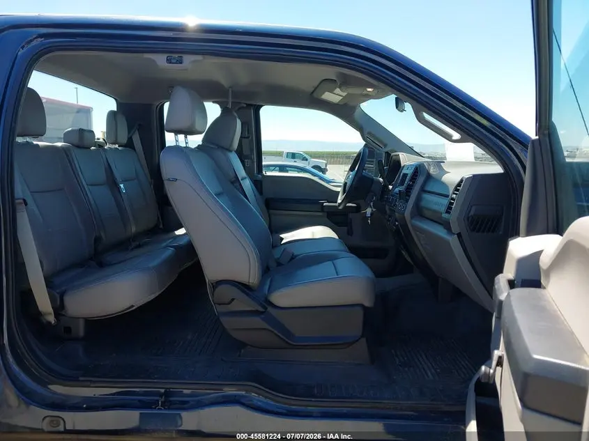 2017 FORD F-250 XL