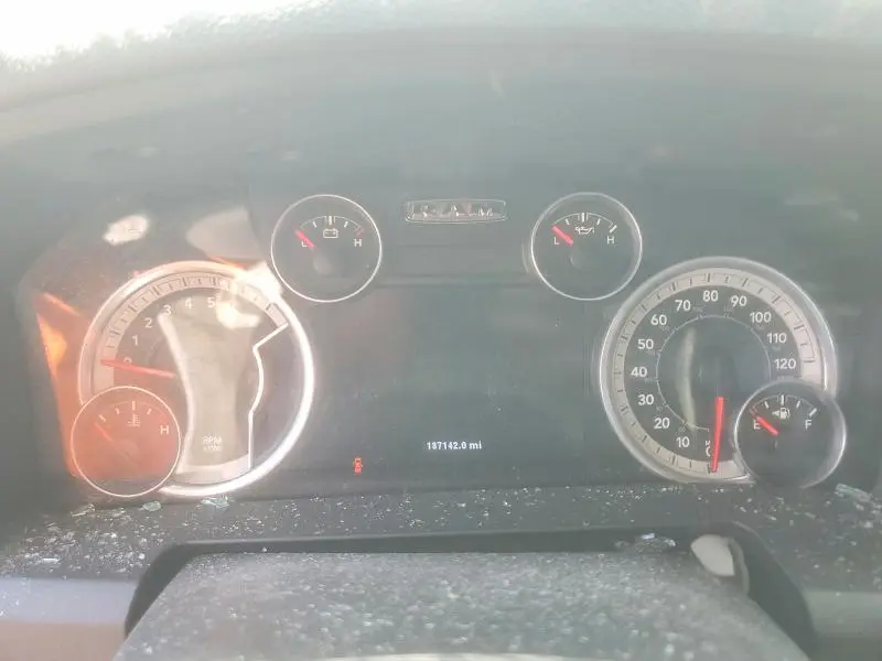 2014 RAM 1500 SLT  