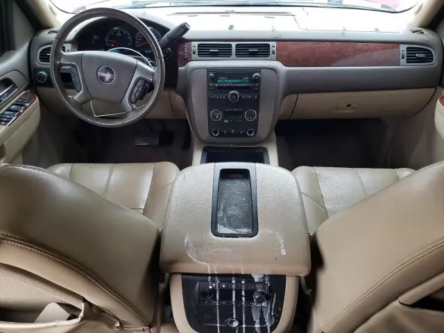 2011 GMC YUKON SLT