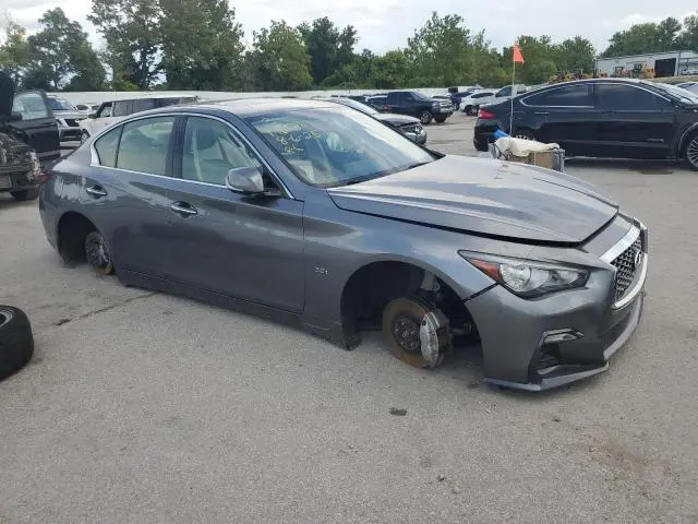 2018 INFINITI Q50 LUXE  