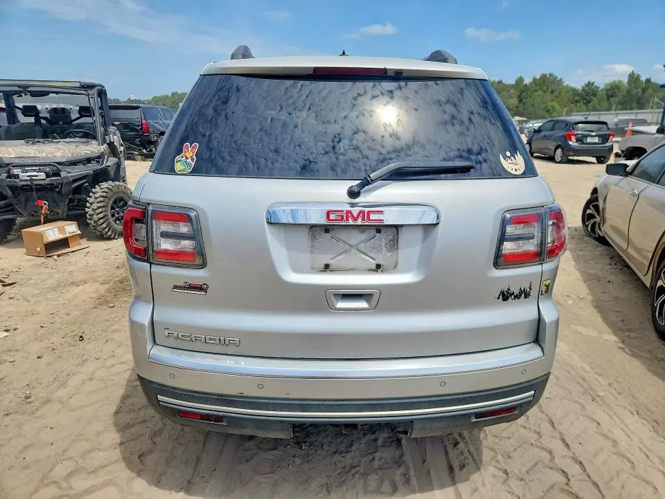 2014 GMC ACADIA SLE  