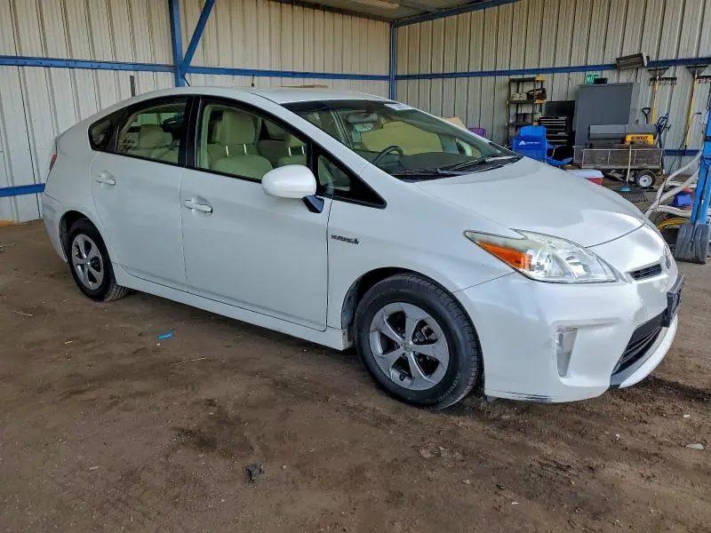 2015 TOYOTA PRIUS   