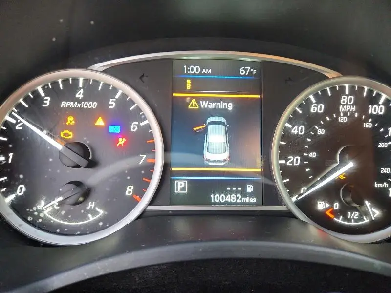 2019 NISSAN SENTRA SR  