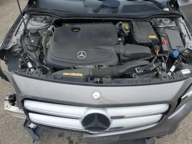 2015 MERCEDES-BENZ GLA 250 4MATIC  