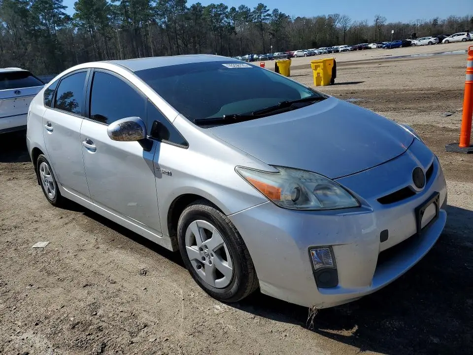 2011 TOYOTA PRIUS   