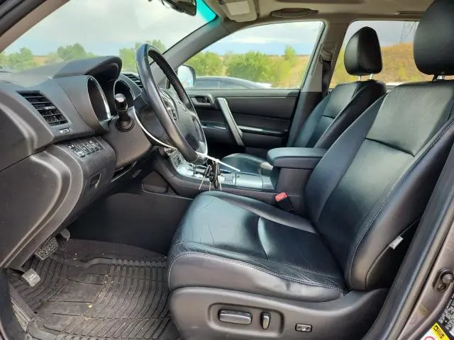2011 TOYOTA HIGHLANDER BASE  