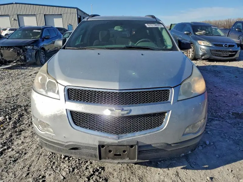 2011 CHEVROLET TRAVERSE LS  