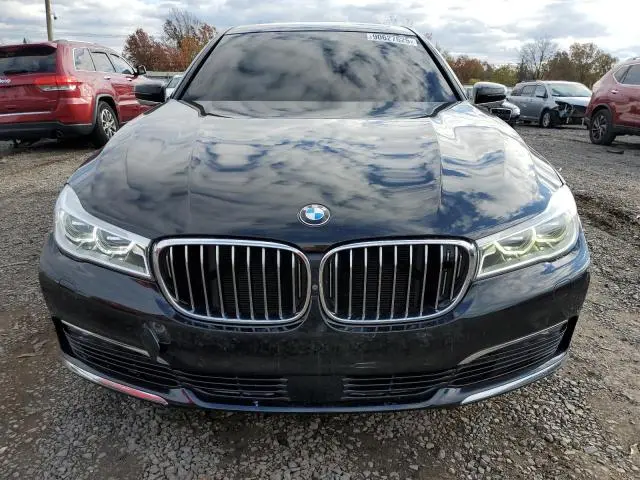 2016 BMW 750 XI  
