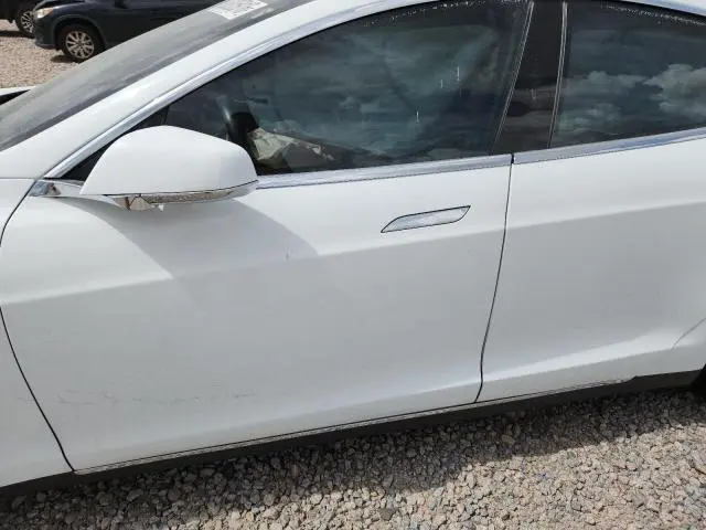 2015 TESLA MODEL S   