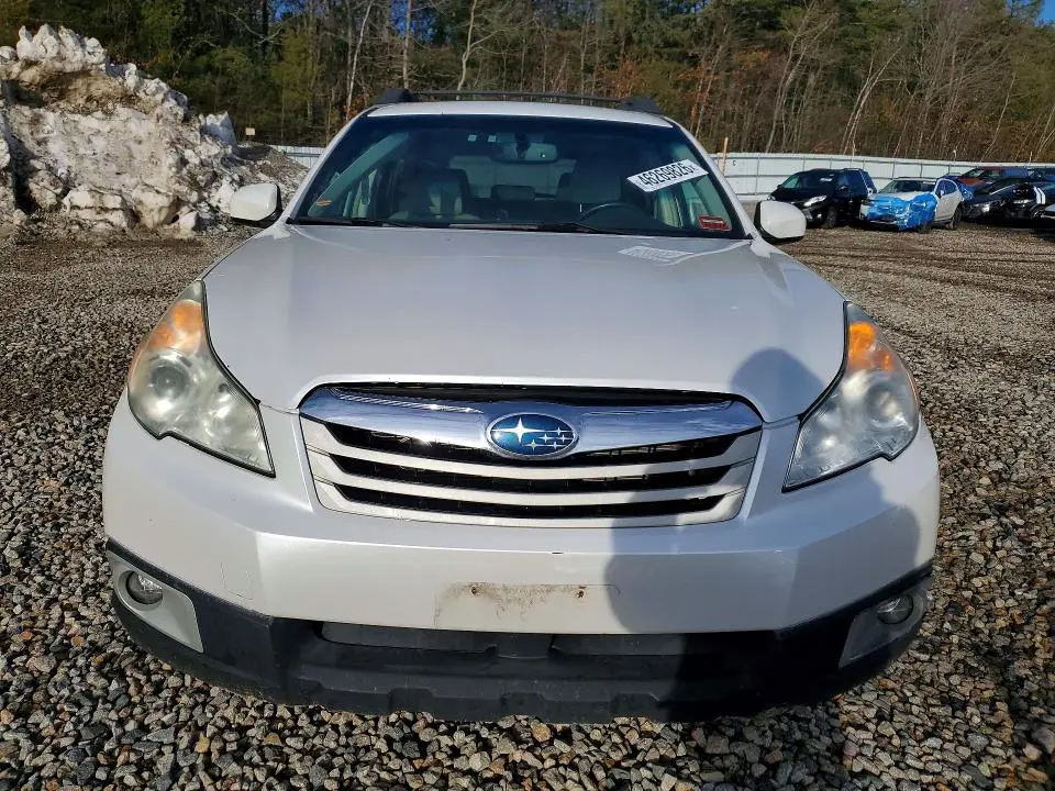 2011 SUBARU OUTBACK 2.5I PREMIUM  