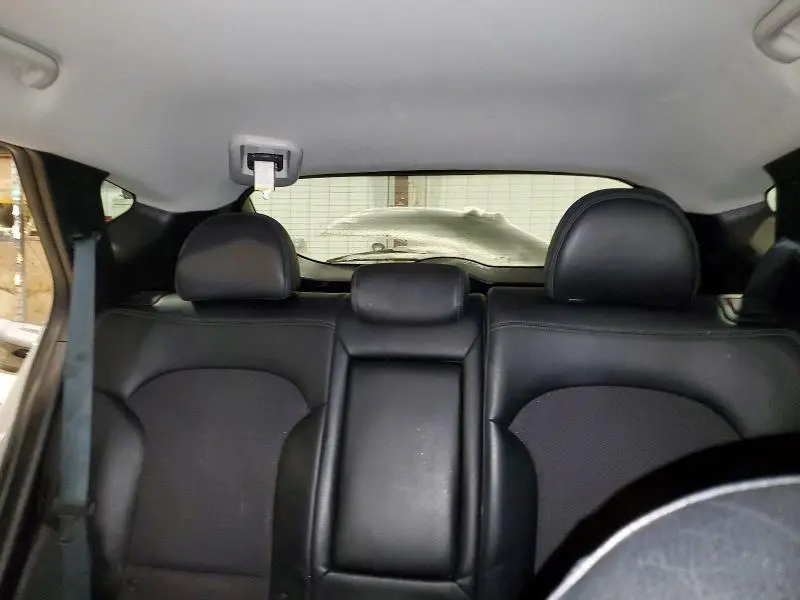 2010 HYUNDAI TUCSON GLS  