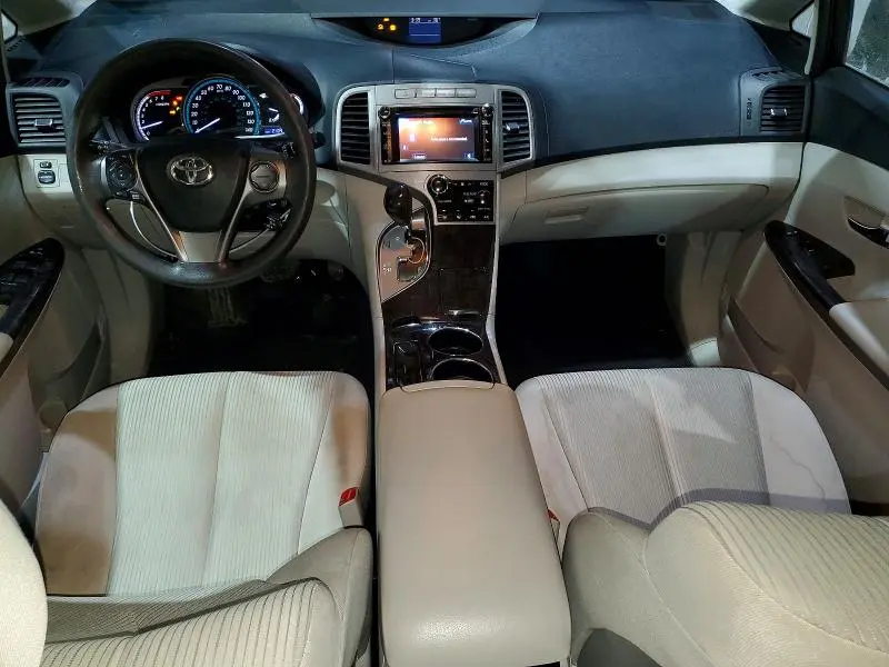 2013 TOYOTA VENZA LE  