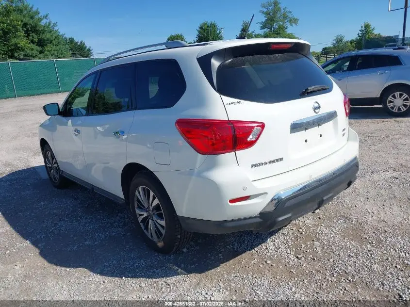 2018 NISSAN PATHFINDER SV