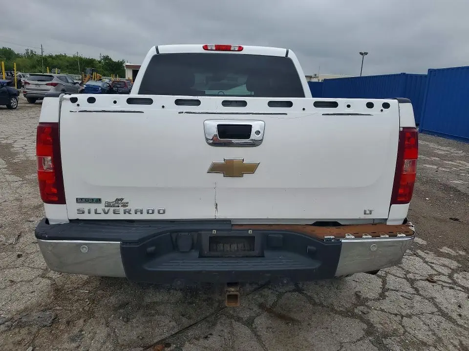 2011 CHEVROLET SILVERADO K1500 LT  
