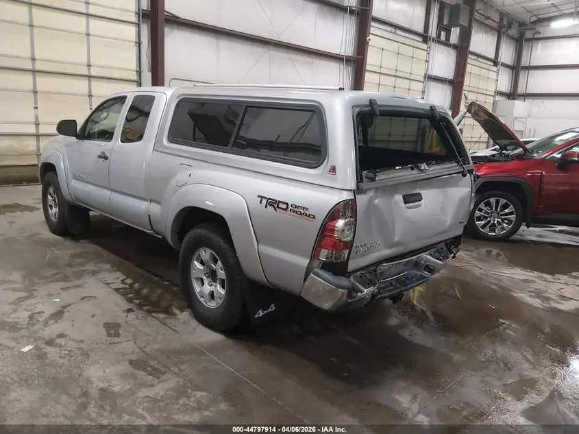 2013 TOYOTA TACOMA BASE V6