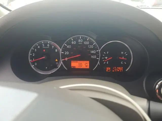 2010 NISSAN ALTIMA SR  