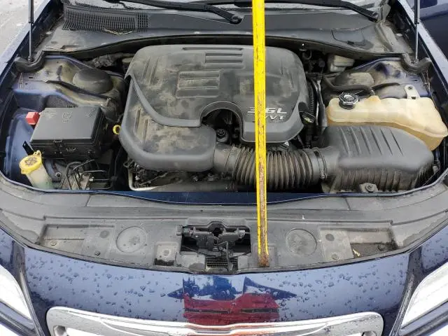 2013 CHRYSLER 300   