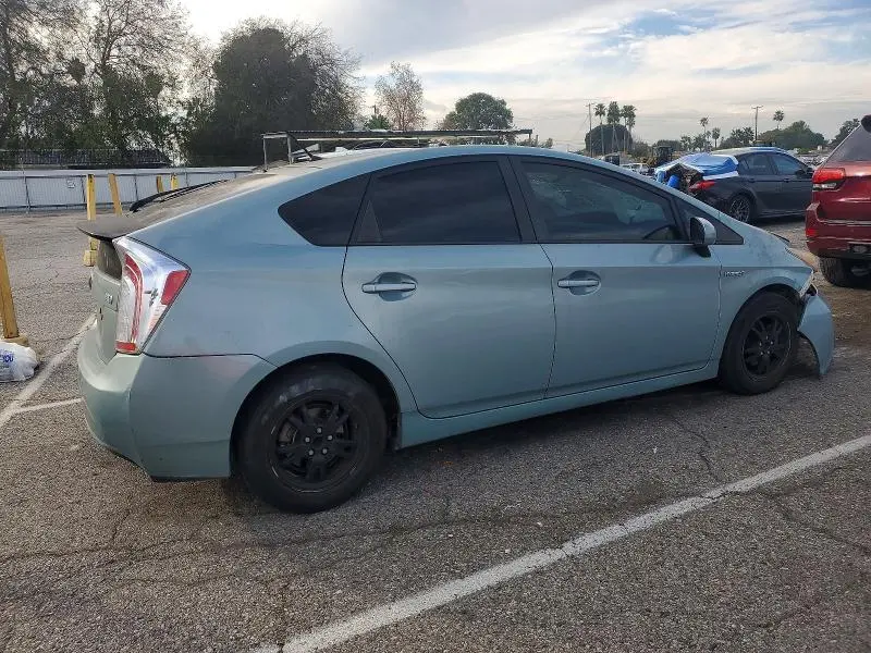 2015 TOYOTA PRIUS   