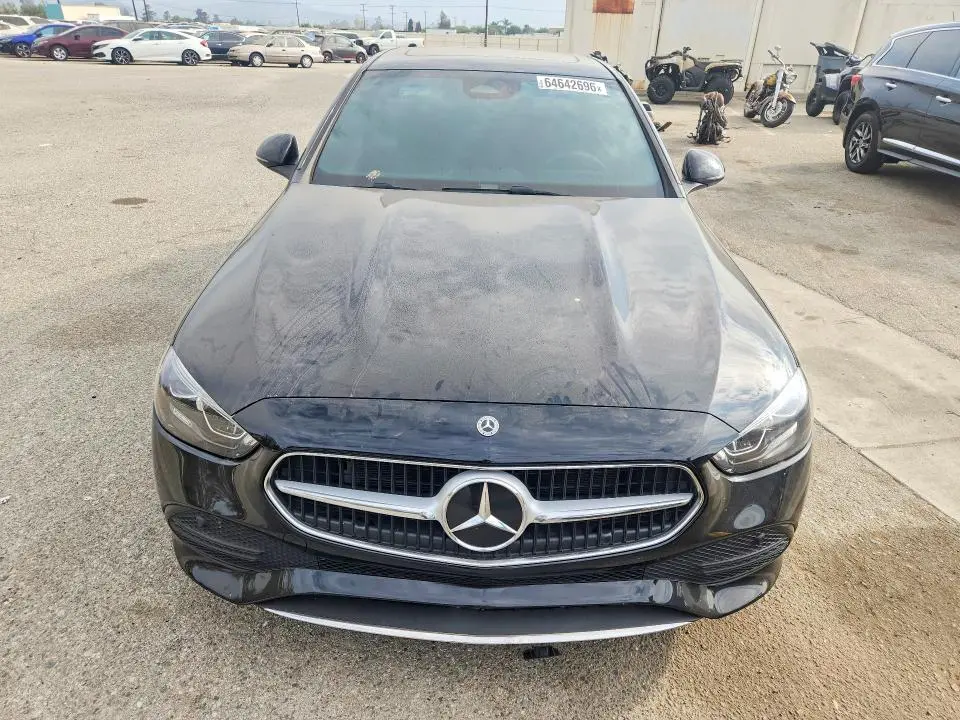 2025 MERCEDES-BENZ C 300  